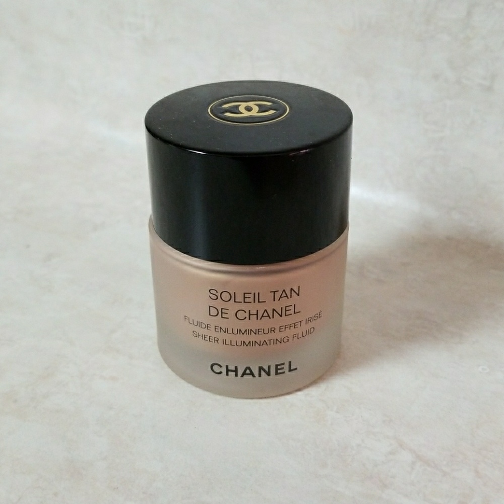 Soleil Tan we Chanel